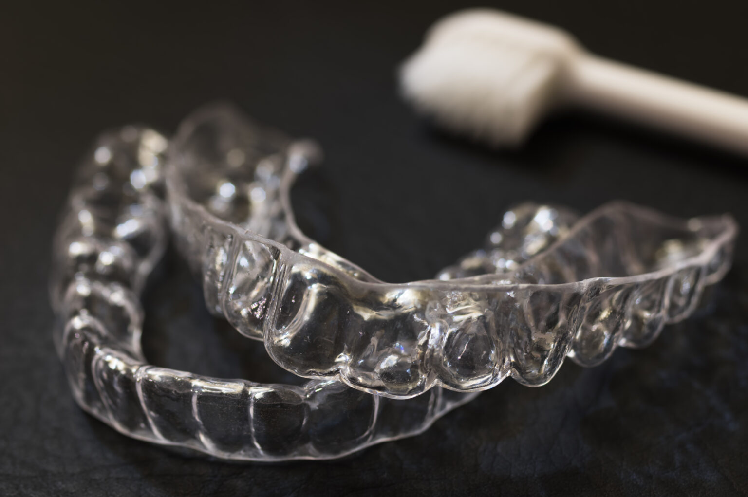 ナイトガードで歯ぎしりを防いで歯を長持ちさせる